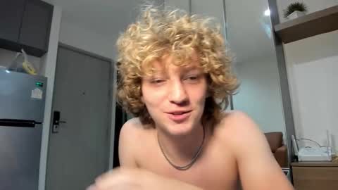 leo_wildd online show from 10-03-25, 03:36