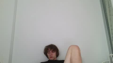 Leon online show from 04-11-26, 11:31