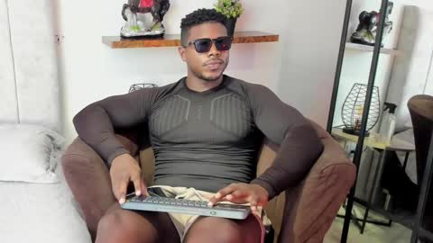 Leandro jones online show from 02-19-26, 09:00