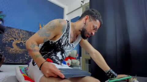 Len online show from 02-14-25, 02:07