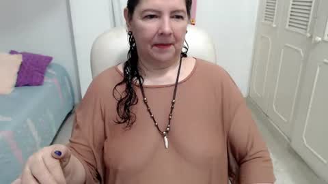 leonela   online show from 07-24-26, 12:19