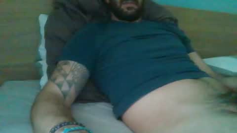 Snapshot of leoneleo chatting on 03-27-26, 02:50 leoneleo online show from 03-27-26, 02:50