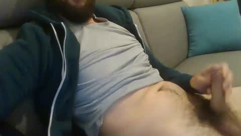 Snapshot of leoneleo chatting on 05-16-26, 04:06 leoneleo online show from 05-16-26, 04:06