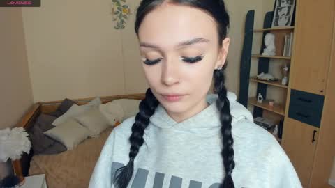 Alice online show from 04-08-26, 07:03