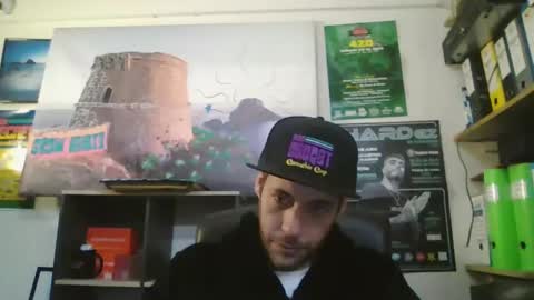 Snapshot of leonidascum chatting on 01-13-26, 10:53 leonidascum online show from 01-13-26, 10:53