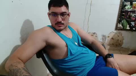 leonino231 online show from 09-19-25, 12:02