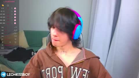 leonkissboy online show from 03-26-26, 09:59