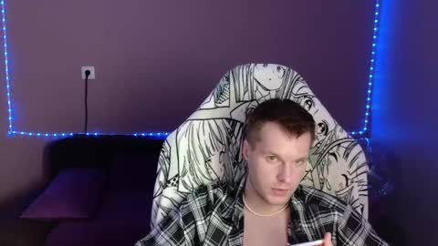 Snapshot of leonnextdoor chatting on 01-04-25, 06:51 Leon online show from 01-04-25, 06:51