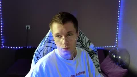 Snapshot of leonnextdoor chatting on 01-08-25, 06:52 Leon online show from 01-08-25, 06:52