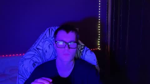 Snapshot of leonnextdoor chatting on 01-13-25, 10:58 Leon online show from 01-13-25, 10:58