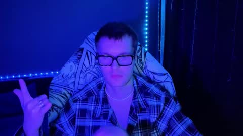 Snapshot of leonnextdoor chatting on 01-16-25, 11:04 Leon online show from 01-16-25, 11:04