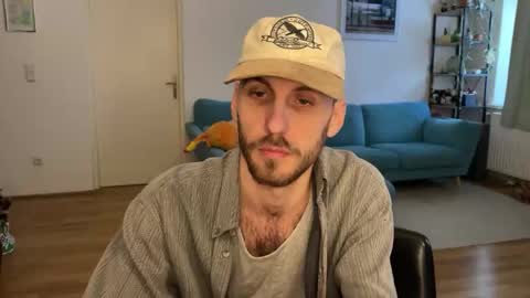 Leon online show from 03-09-26, 04:00