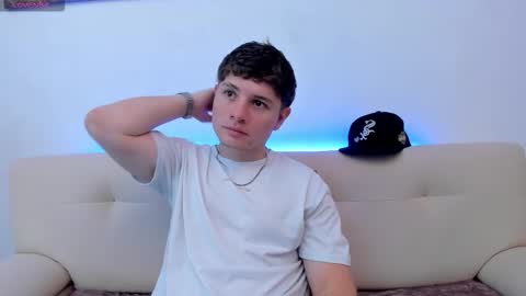 Leo  online show from 10-22-25, 09:03