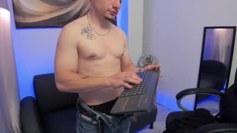 Leo  online show from 02-14-26, 04:42