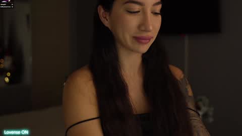 Leora online show from 12-13-24, 04:16