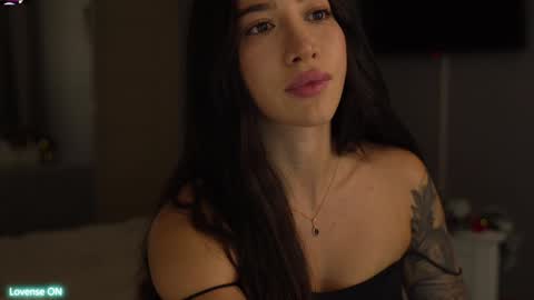 Leora online show from 01-02-25, 03:29