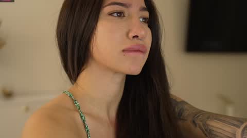 Leora online show from 02-04-25, 05:12