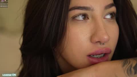 Leora online show from 03-08-25, 08:14