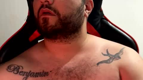 Snapshot of leosalvaje chatting on 11-19-25, 06:57 Leo Salvaje online show from 11-19-25, 06:57