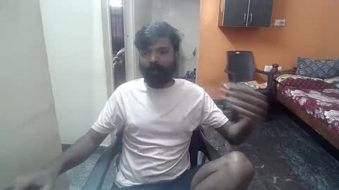 Snapshot of leosbroad chatting on 12-27-24, 08:56 Leo online show from 12-27-24, 08:56