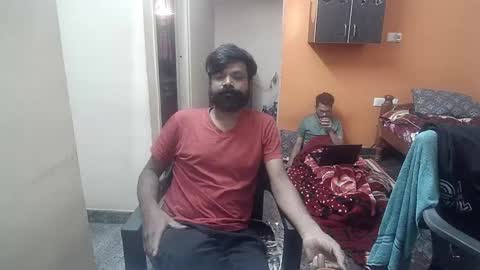 Snapshot of leosbroad chatting on 12-29-24, 12:12 Leo online show from 12-29-24, 12:12