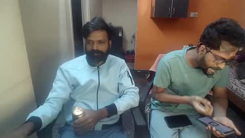 Snapshot of leosbroad chatting on 01-03-25, 02:30 Leo online show from 01-03-25, 02:30