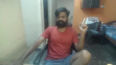 Snapshot of leosbroad chatting on 01-25-25, 01:19 Leo online show from 01-25-25, 01:19