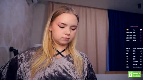 Snapshot of leotafredericks chatting on 11-17-25, 05:02 Hello everyone Im Lora Its my first day Were going to have fun together online show from 11-17-25, 05:02