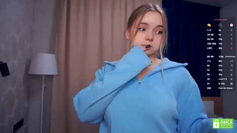 Snapshot of leotafredericks chatting on 11-21-25, 05:06 Hello everyone Im Lora Its my first day Were going to have fun together online show from 11-21-25, 05:06