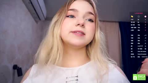 Snapshot of leotafredericks chatting on 11-22-25, 05:06 Hello everyone Im Lora Its my first day Were going to have fun together online show from 11-22-25, 05:06