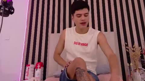 leotease online show from 07-24-26, 07:12
