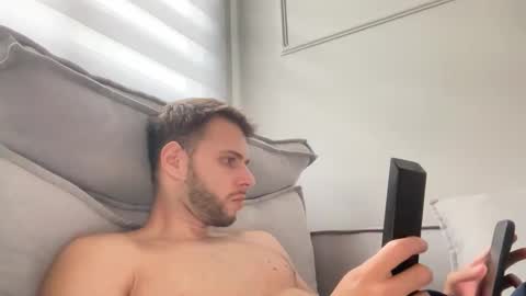 Snapshot of leozinhohd chatting on 12-14-25, 07:07 leozinhohd online show from 12-14-25, 07:07