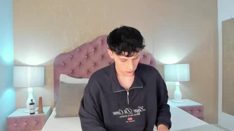 LephyStar online show from 05-08-26, 03:56