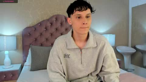 Snapshot of lephystar chatting on 06-06-26, 02:22 LephyStar online show from 06-06-26, 02:22
