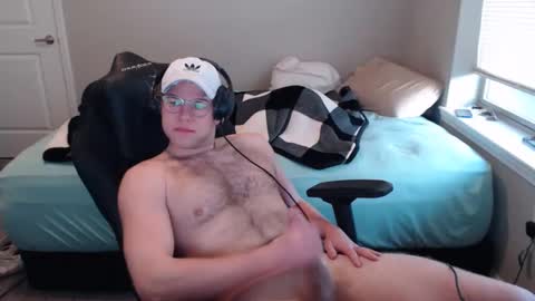 leroy_lew online show from 01-01-25, 11:07