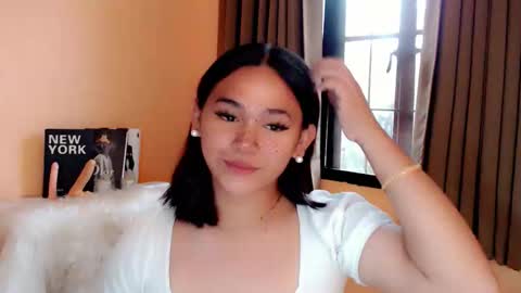 Snapshot of lesleyanderson chatting on 10-26-25, 02:06 Pat online show from 10-26-25, 02:06