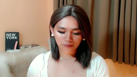 Snapshot of lesleyanderson chatting on 11-04-25, 12:10 Pat online show from 11-04-25, 12:10