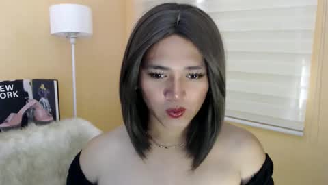 Snapshot of lesleyanderson chatting on 12-02-25, 12:38 Pat online show from 12-02-25, 12:38