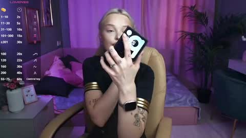 Stacey online show from 04-13-26, 07:47