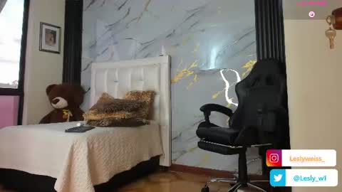 I am here from Monday to Friday from 730 am to 130 pm Colombia time and saturday from 500 am to 1000 am .... Soon Blue page online show from 07-17-26, 11:50