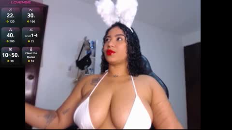 lesly online show from 10-12-25, 02:21