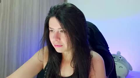 Snapshot of leslystone_ chatting on 02-21-26, 09:49 Lesly online show from 02-21-26, 09:49