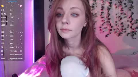 Snapshot of lessy_lasska chatting on 02-03-26, 02:33 Lessy online show from 02-03-26, 02:33