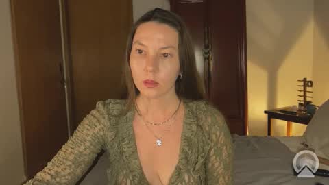 Snapshot of lessya_magic chatting on 11-24-25, 11:32 lessya_magic online show from 11-24-25, 11:32