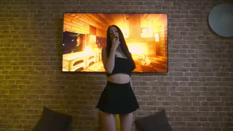 Hi my name is Lessy I am 18 years old. Im new here but I really like making new acquaintances online show from 09-10-25, 11:05