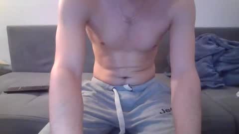 Snapshot of lestaro chatting on 02-25-25, 04:46 neoglo online show from 02-25-25, 04:46