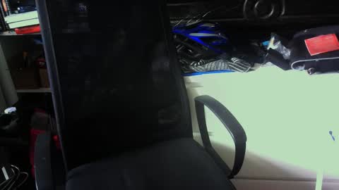 Snapshot of lestat_82 chatting on 10-21-25, 10:16 Vampiro Diurno online show from 10-21-25, 10:16