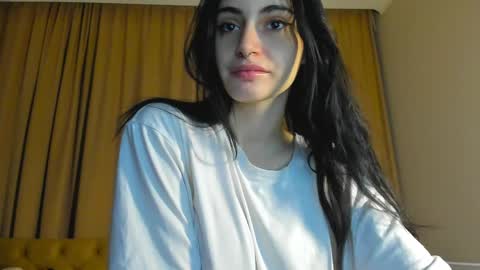 Snapshot of lesyaliss chatting on 05-31-26, 10:55 lesyaliss online show from 05-31-26, 10:55