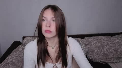 Snapshot of let_me_seee chatting on 09-12-25, 06:30 Fiona online show from 09-12-25, 06:30