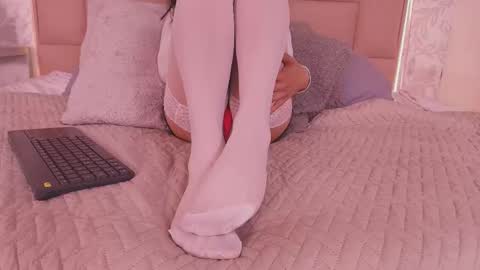 Leti White online show from 12-16-25, 10:15